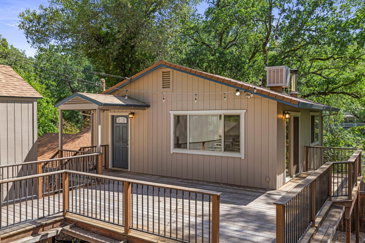 Holly Way, Placerville, California image 2