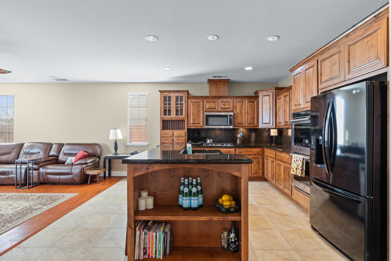 Huckleberry Court, Tracy, California image 20