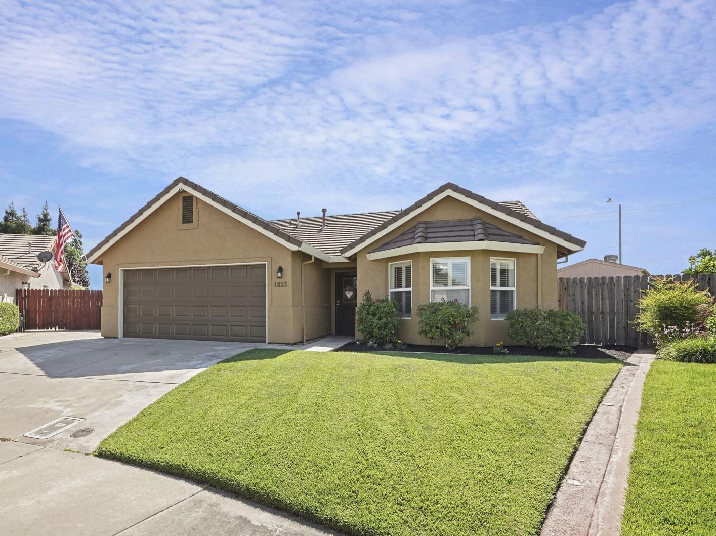 Blackbird Court, Lodi, California image 2