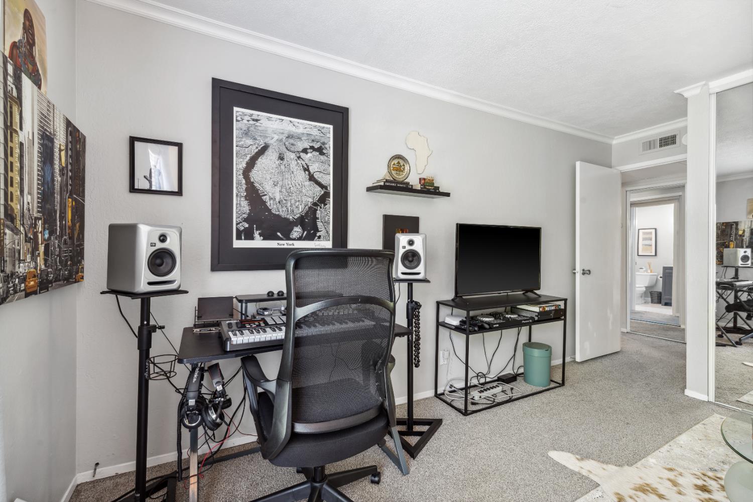 N Civic Drive #411, Walnut Creek, California image 19