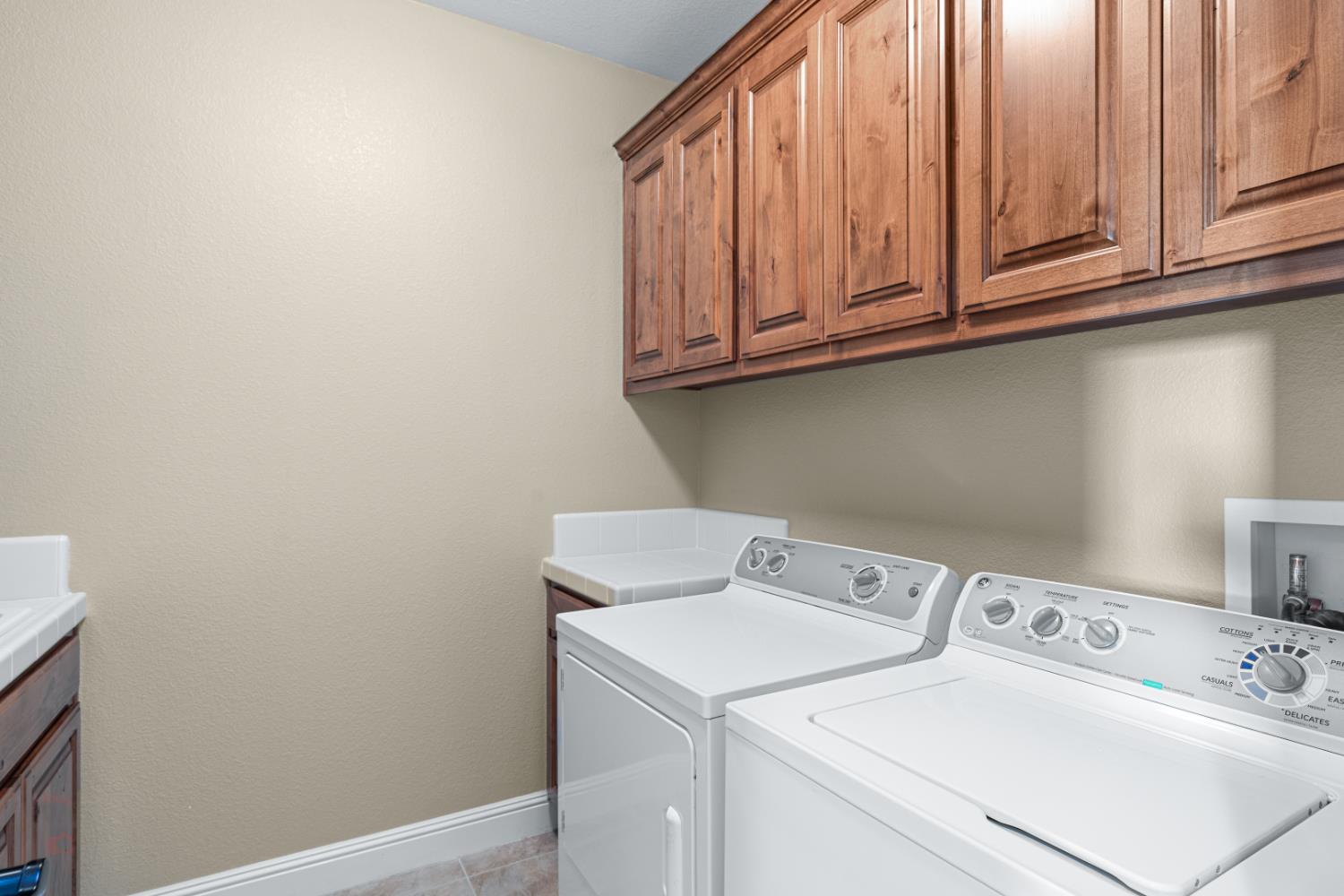 Huckleberry Court, Tracy, California image 30