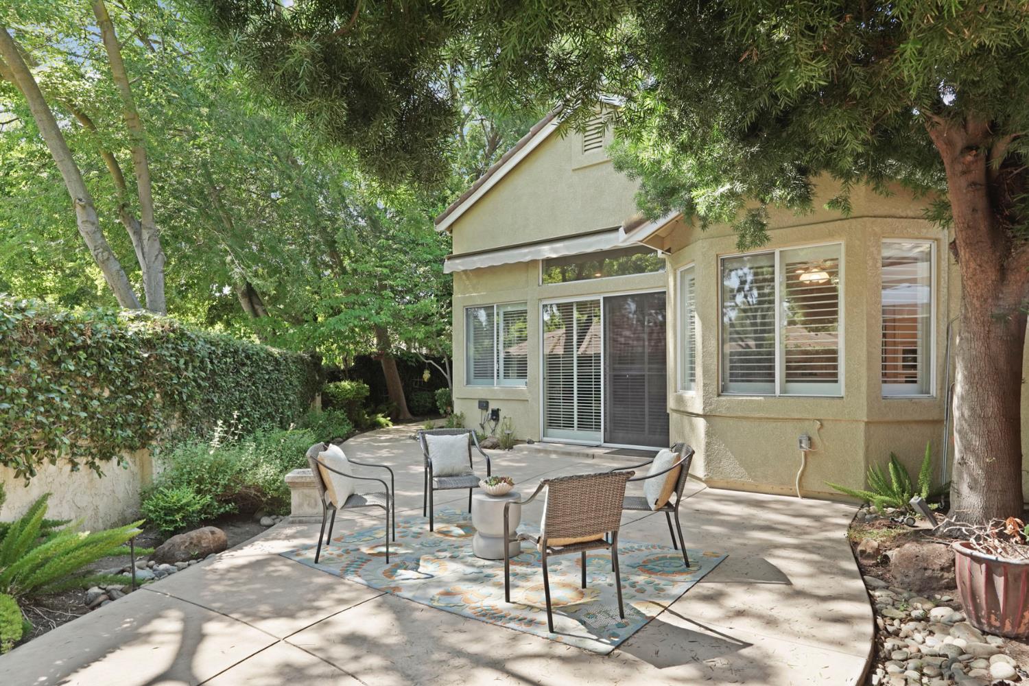 Annandale Court, Stockton, California image 38