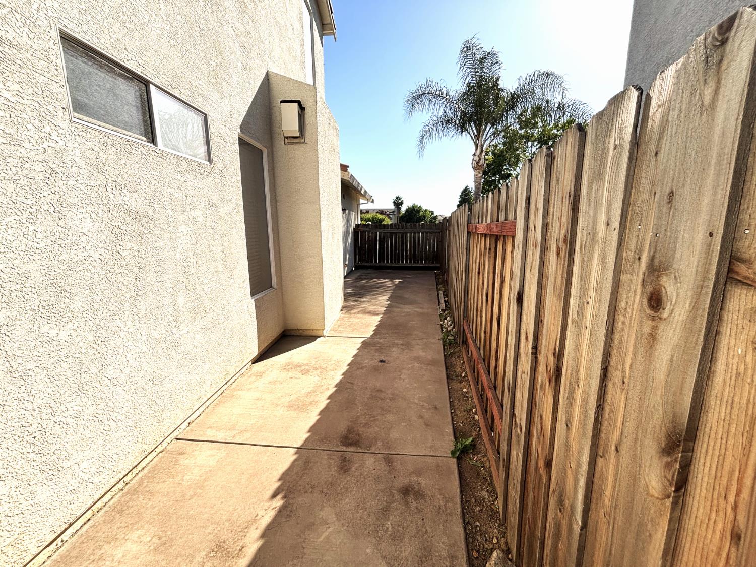 Lilyview Way, Elk Grove, California image 29
