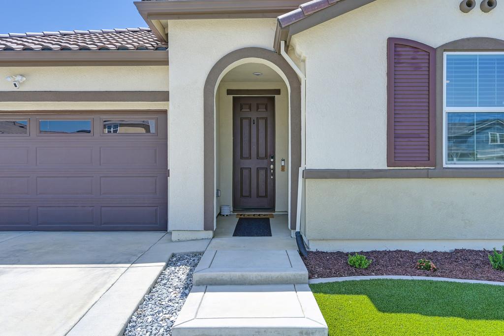 Sienna Bluff Place, Folsom, California image 5
