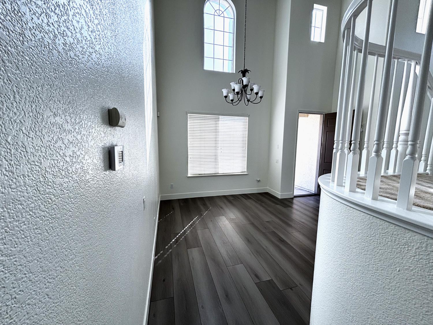 Lilyview Way, Elk Grove, California image 7