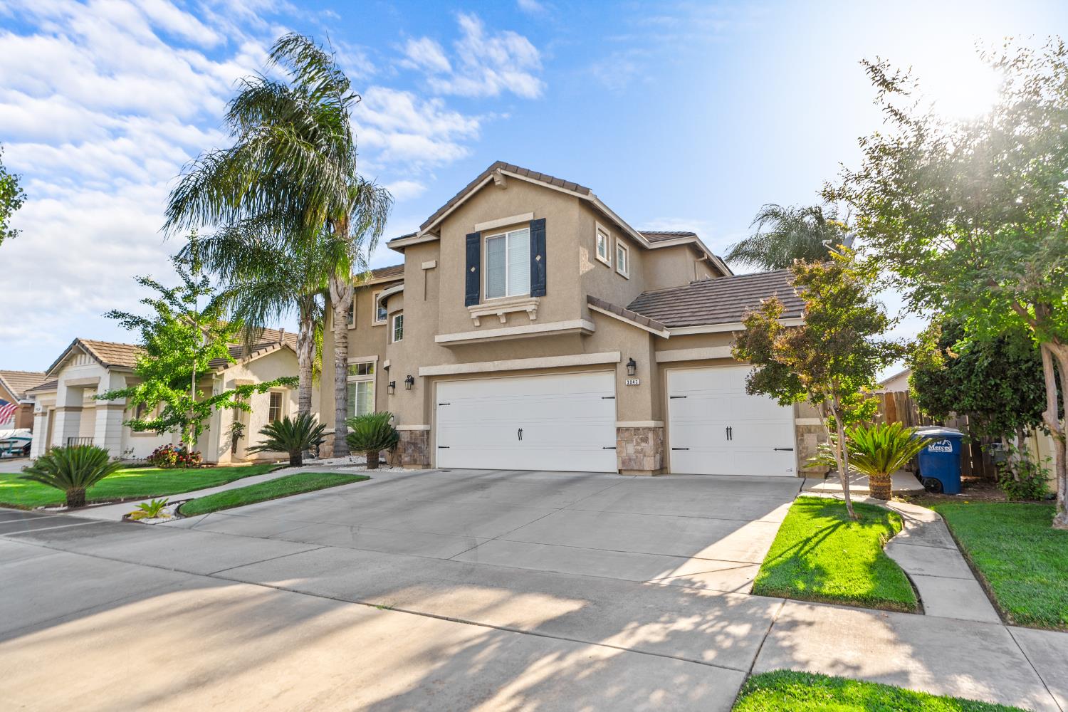 Colma Avenue, Merced, California image 4