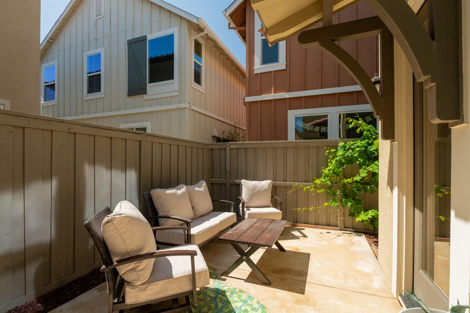 Red Currant Terrace, Davis, California image 30