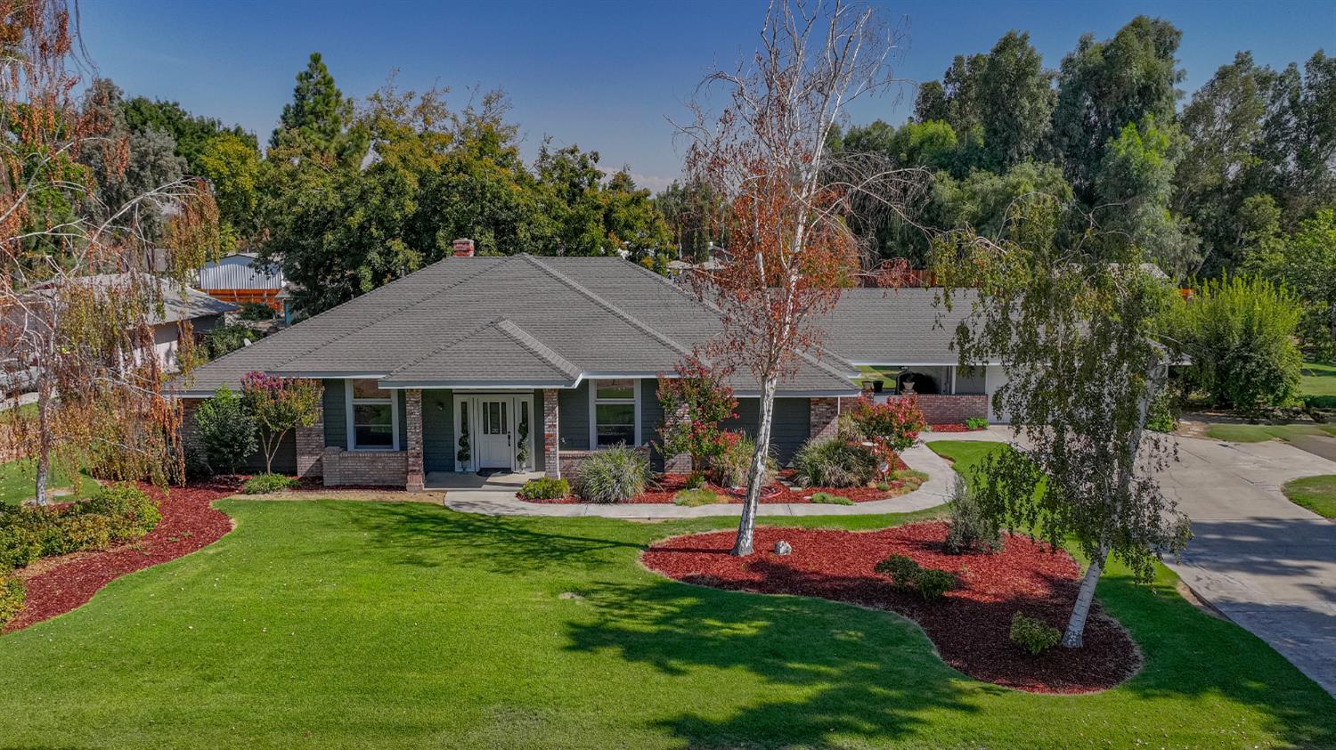 Detail Gallery Image 7 of 84 For 2020 Station Ave, Atwater,  CA 95301 - 4 Beds | 3 Baths