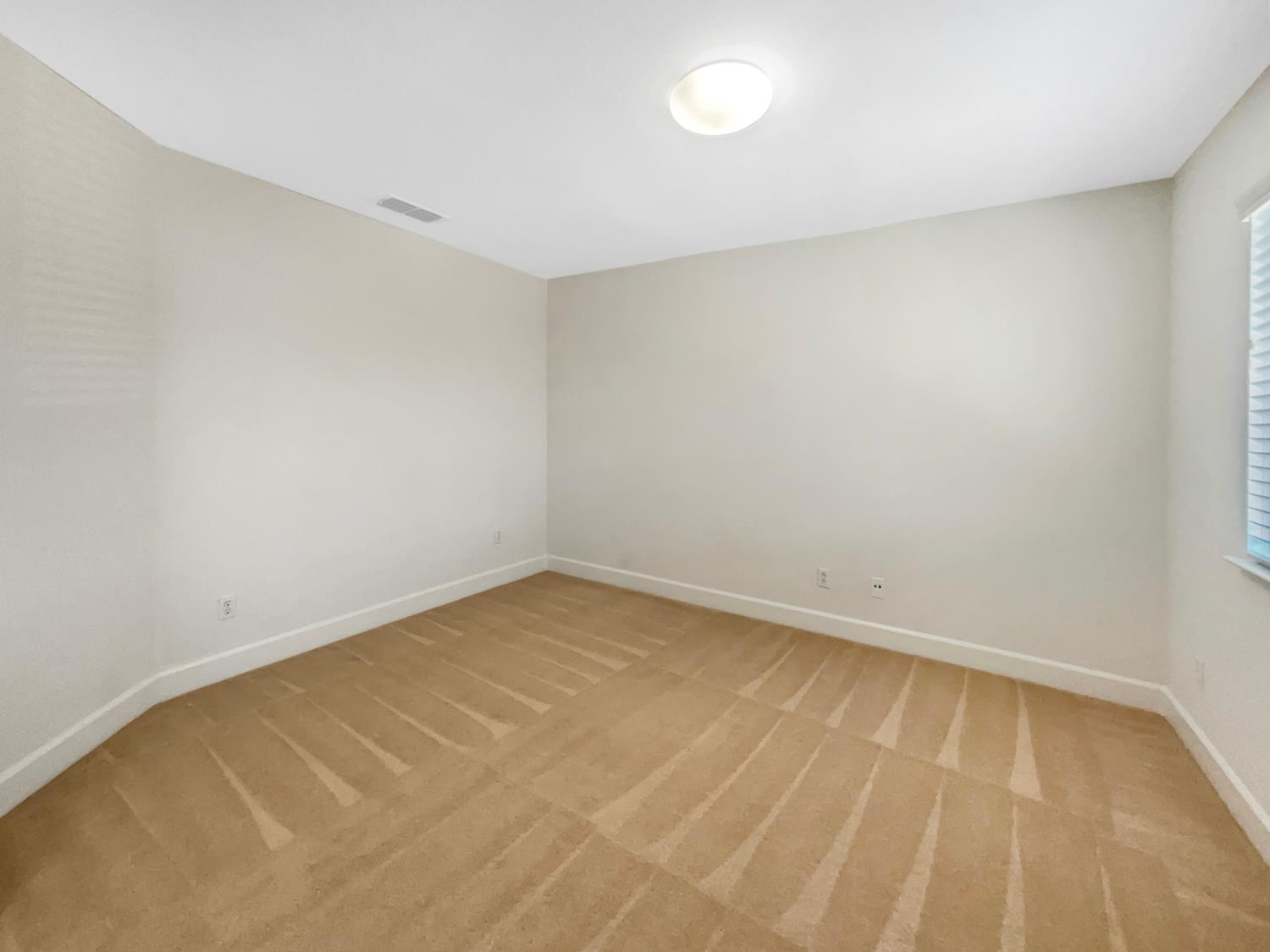 Monte Vista Court, West Sacramento, California image 37