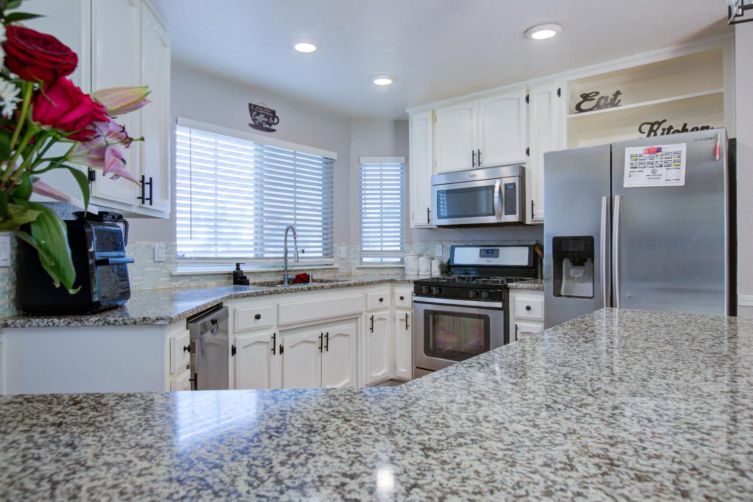 Crestwood Avenue, Manteca, California image 11