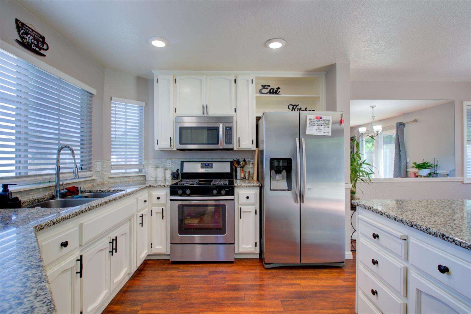 Crestwood Avenue, Manteca, California image 12