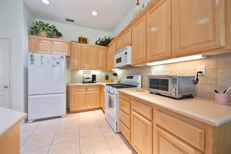 Pioneer Way, Rocklin, California image 9