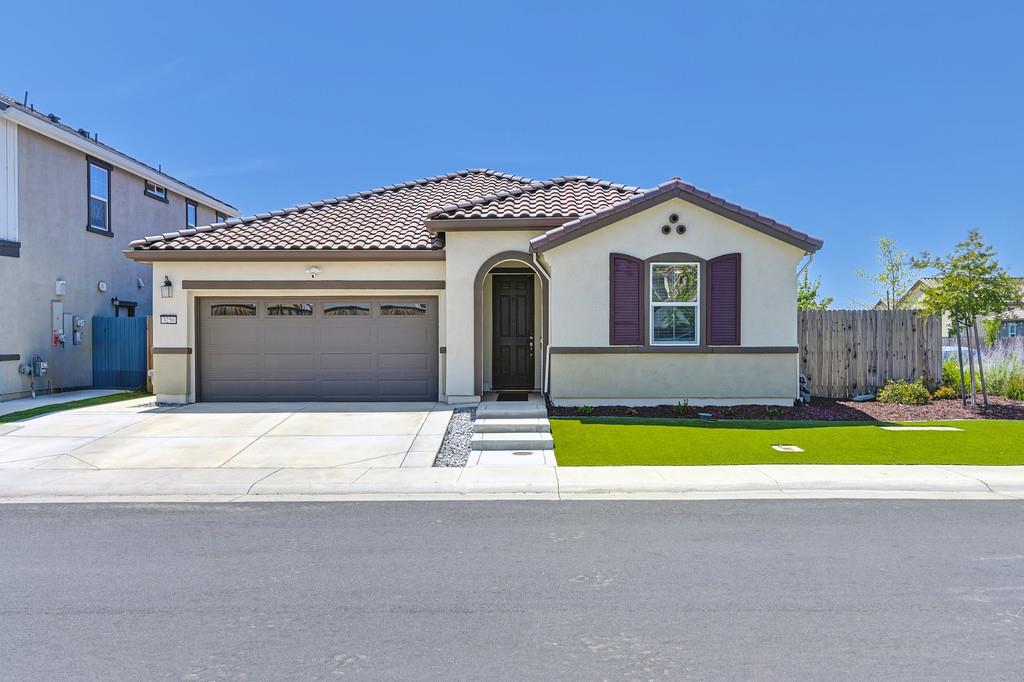 Sienna Bluff Place, Folsom, California image 3