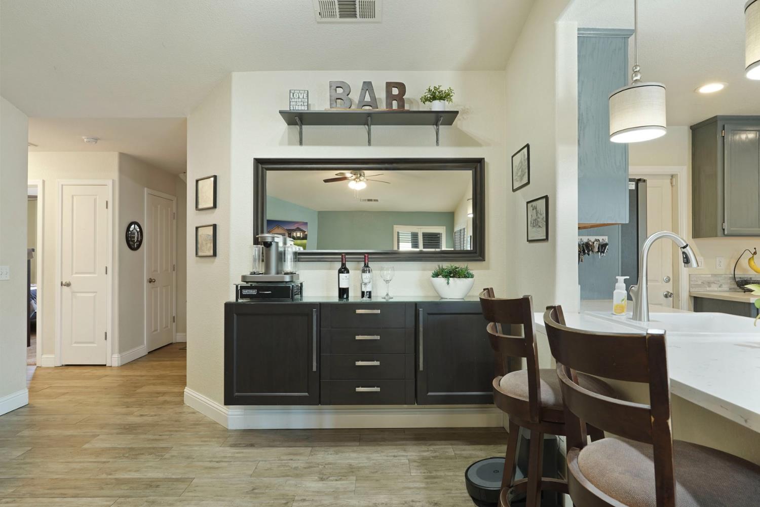 Blackbird Court, Lodi, California image 10