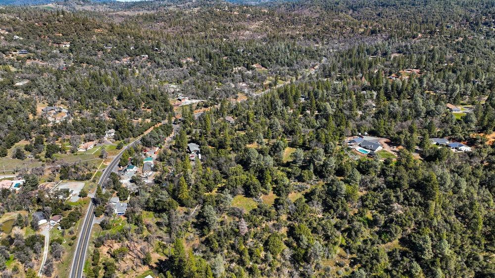 Tuolumne Road, Tuolumne, California image 32