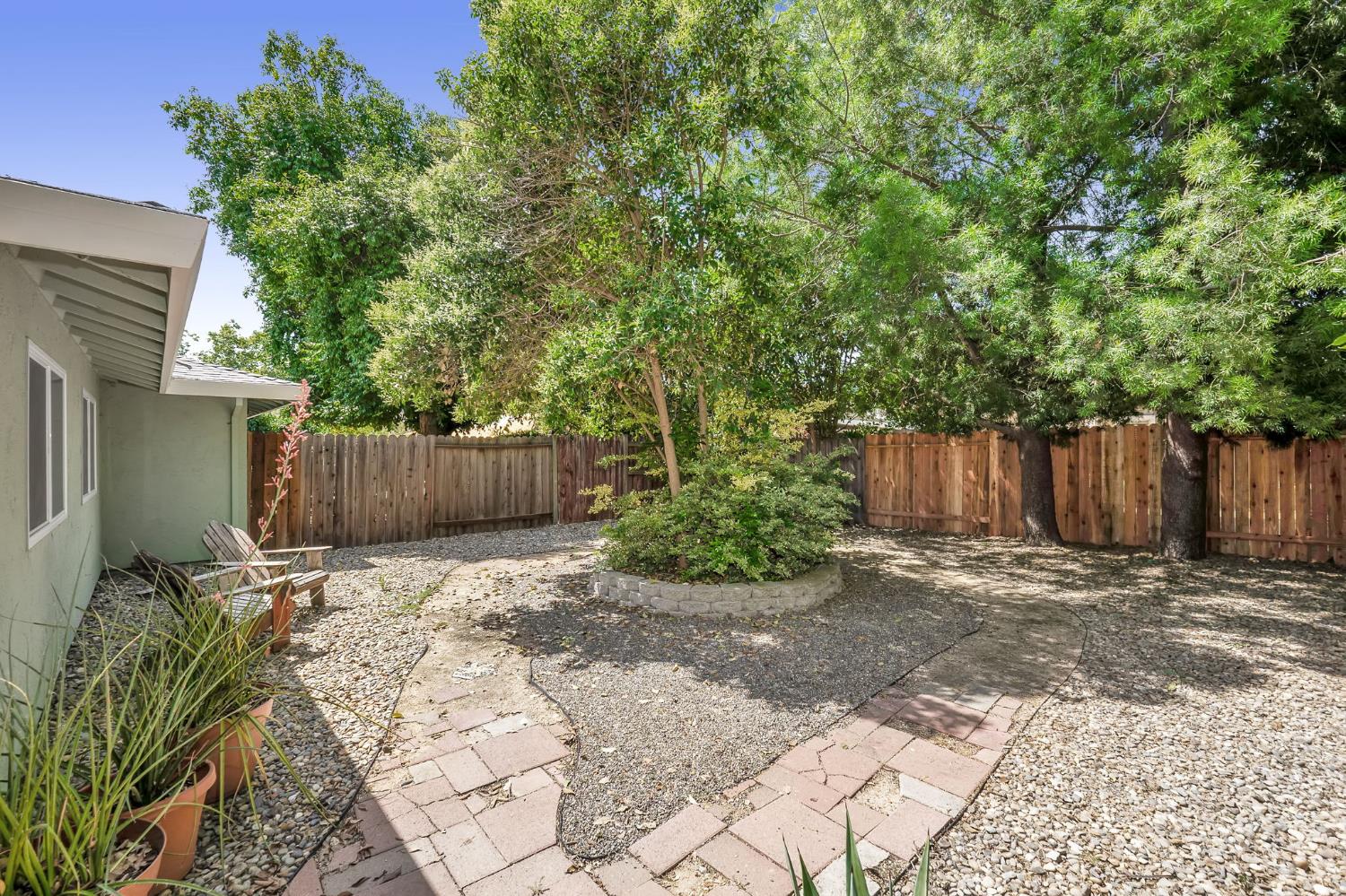 219 La Vida Way, Davis, California image 8