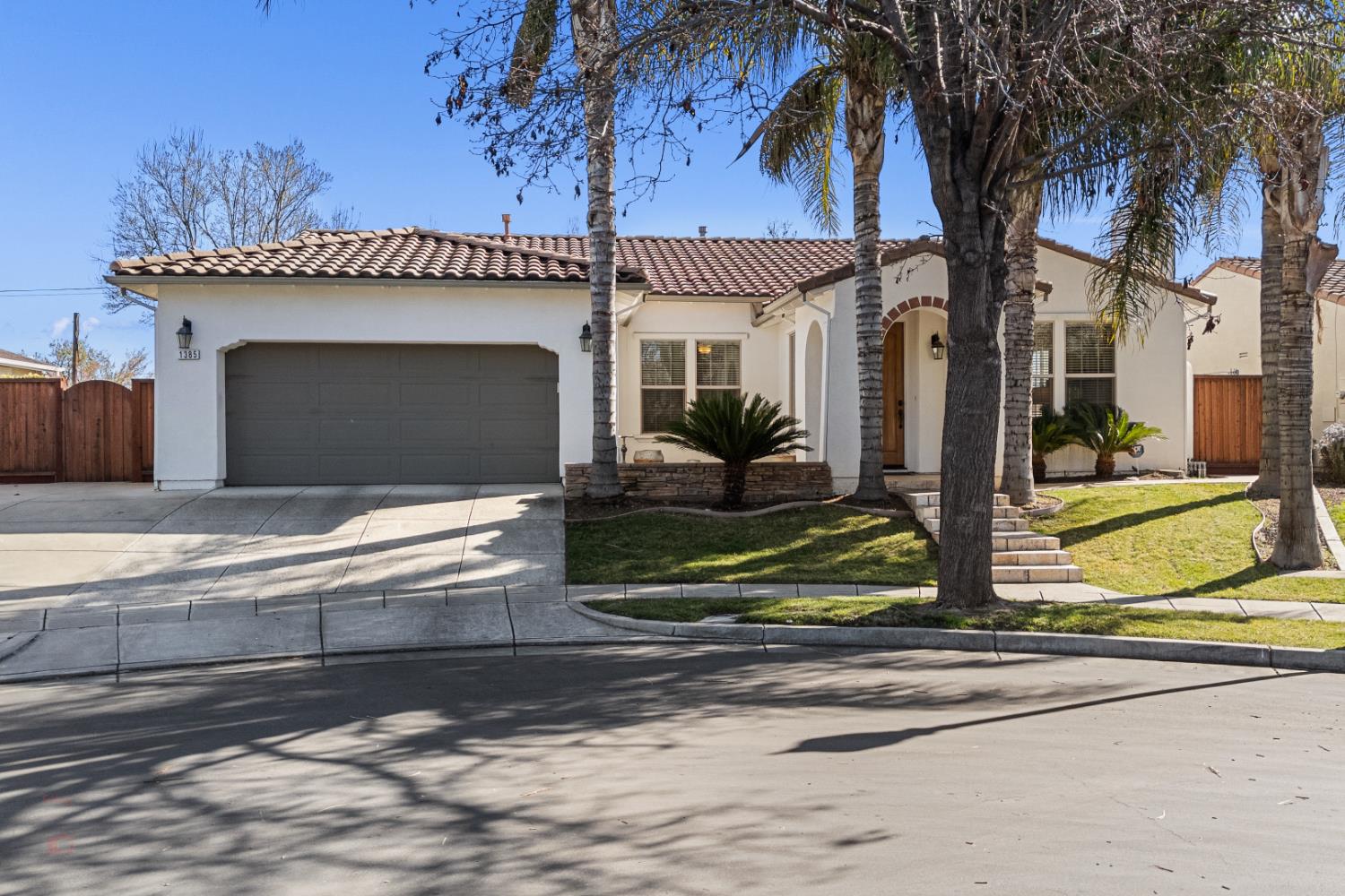 Huckleberry Court, Tracy, California image 2