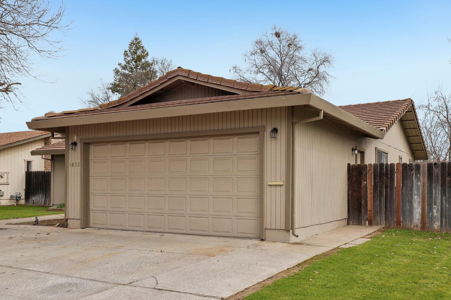 Woodstock Way, Sacramento, California image 3