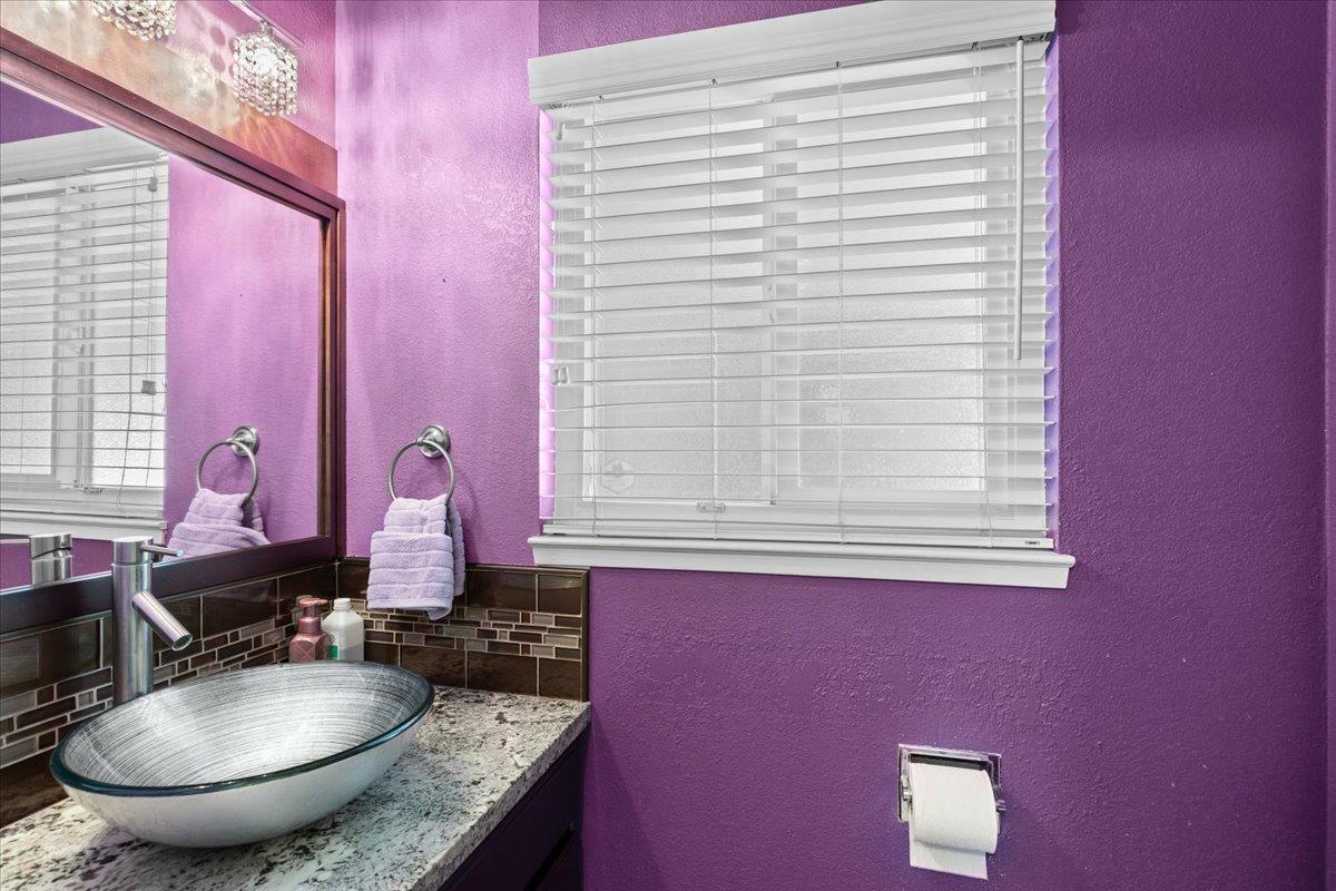 Sherwood Avenue, Modesto, California image 18