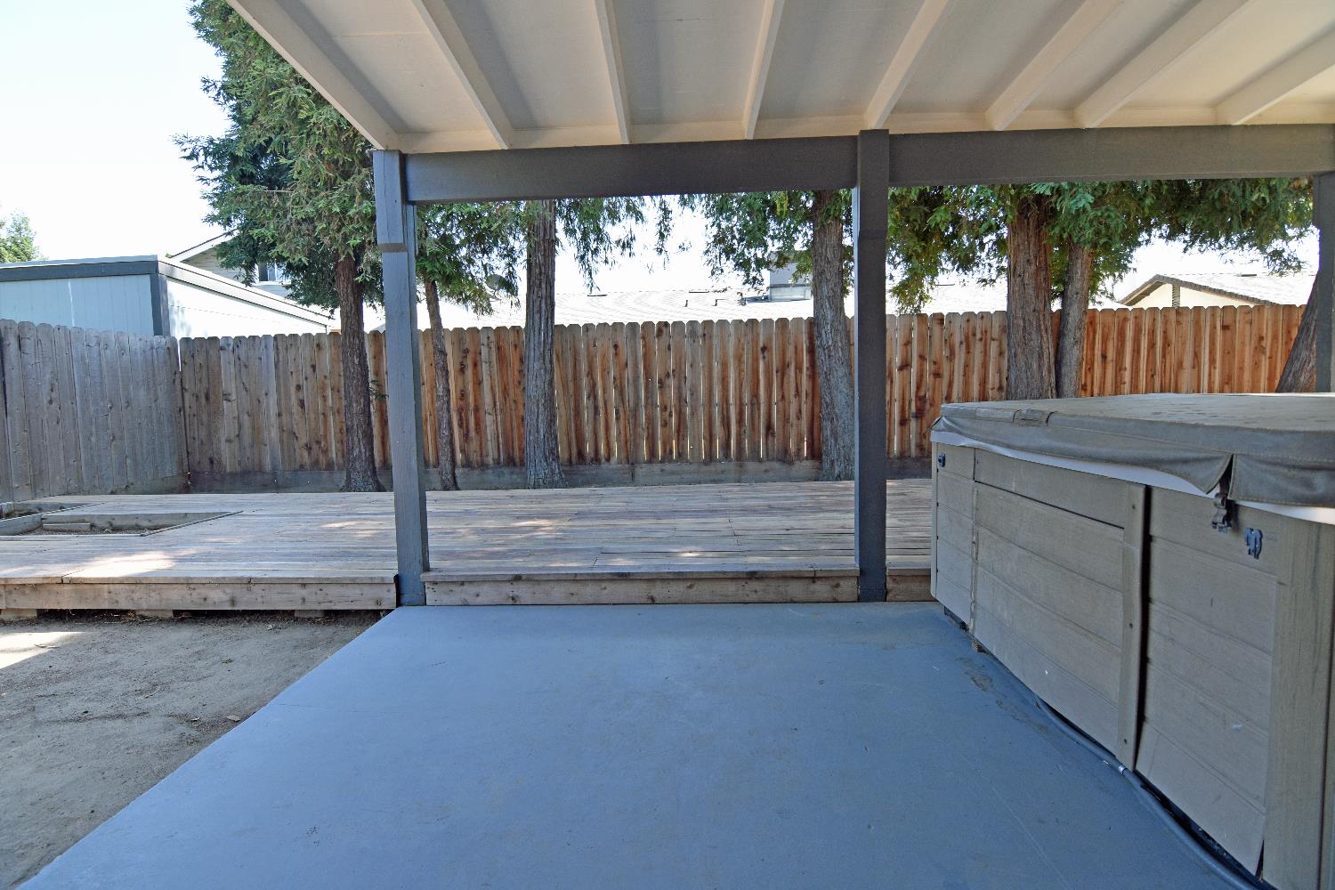 Bluefield Avenue, Turlock, California image 27