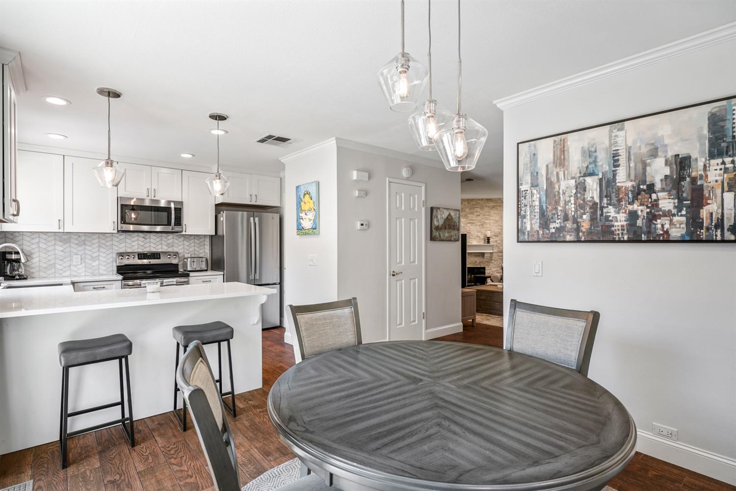 Hartnell Place, Sacramento, California image 9