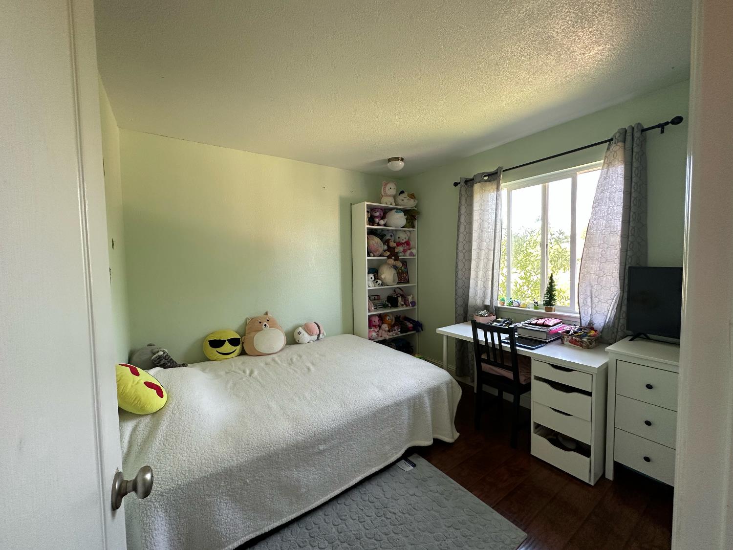 Holworthy Way, Sacramento, California image 27