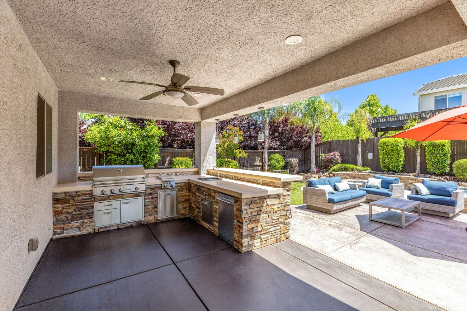 Detail Gallery Image 35 of 45 For 1088 Broken Spoke Ln, Roseville,  CA 95747 - 5 Beds | 4/1 Baths