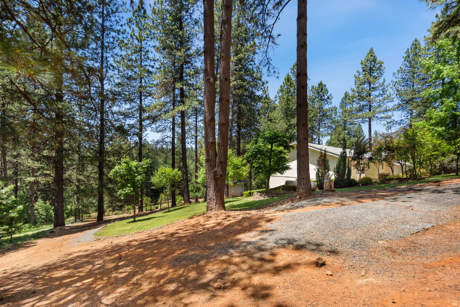 Del Vista Court, Grass Valley, California image 30