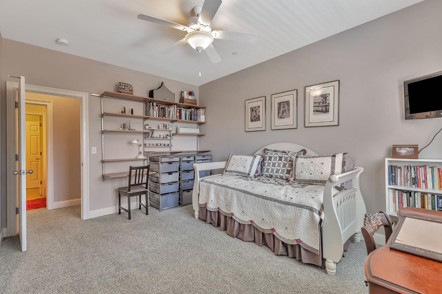 Detail Gallery Image 26 of 45 For 1088 Broken Spoke Ln, Roseville,  CA 95747 - 5 Beds | 4/1 Baths