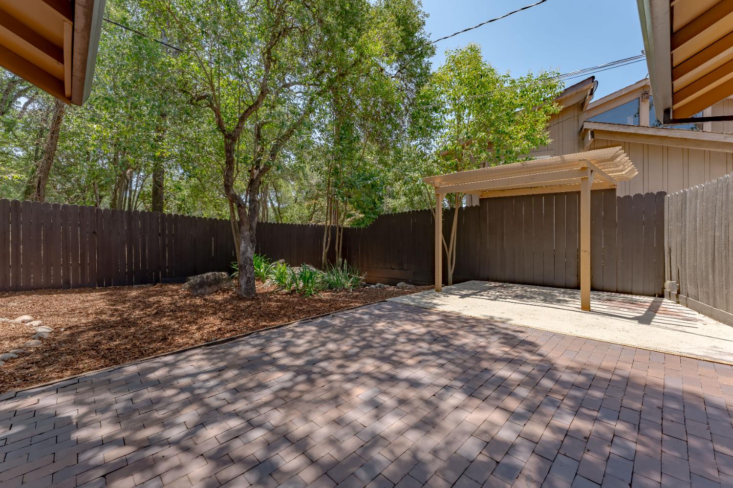 Garden Circle, Cameron Park, California image 46