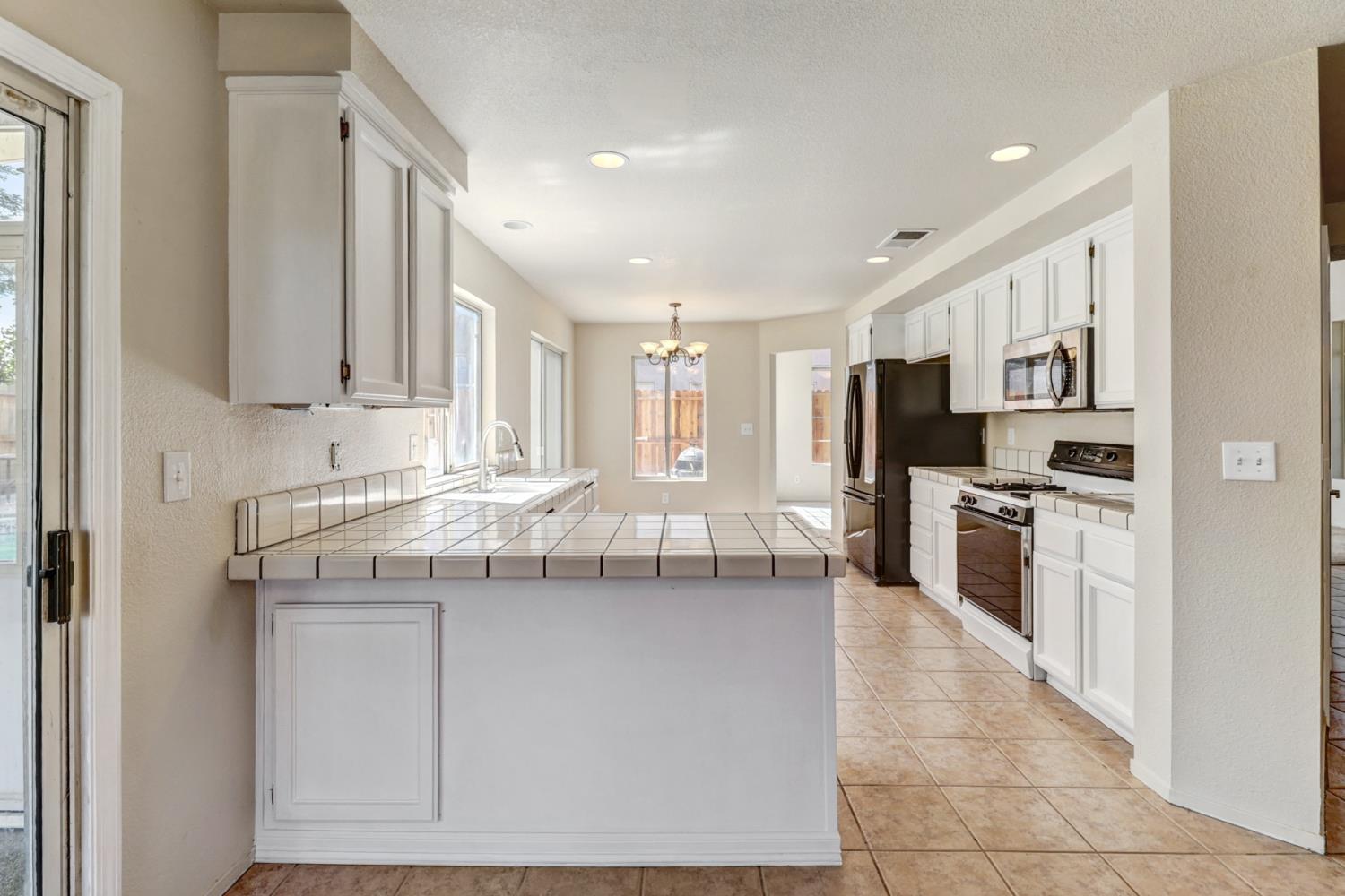 Thornbridge Drive, Galt, California image 10