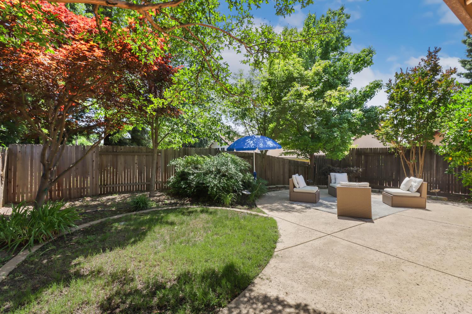 Forest Glen Way, Citrus Heights, California image 34