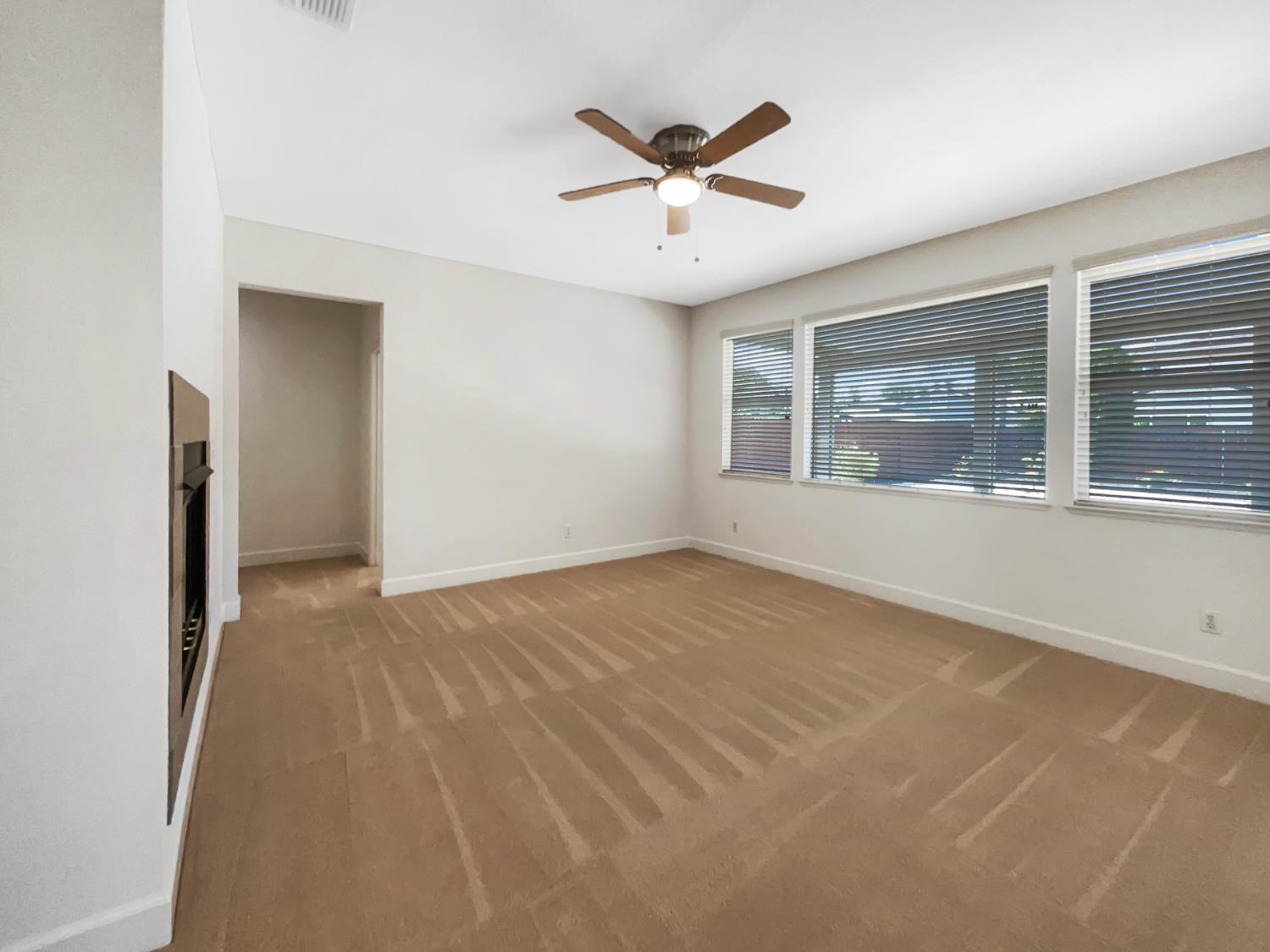 Monte Vista Court, West Sacramento, California image 3