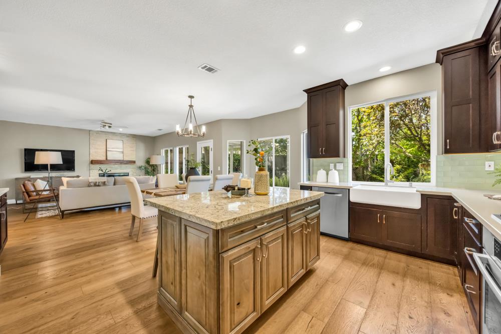 Luna Cir Circle, Folsom, California image 13