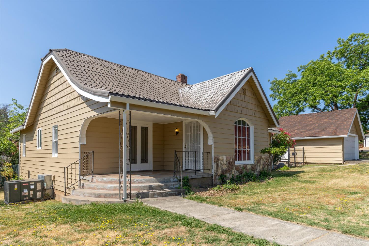 Brereton Way, Oroville, California image 2