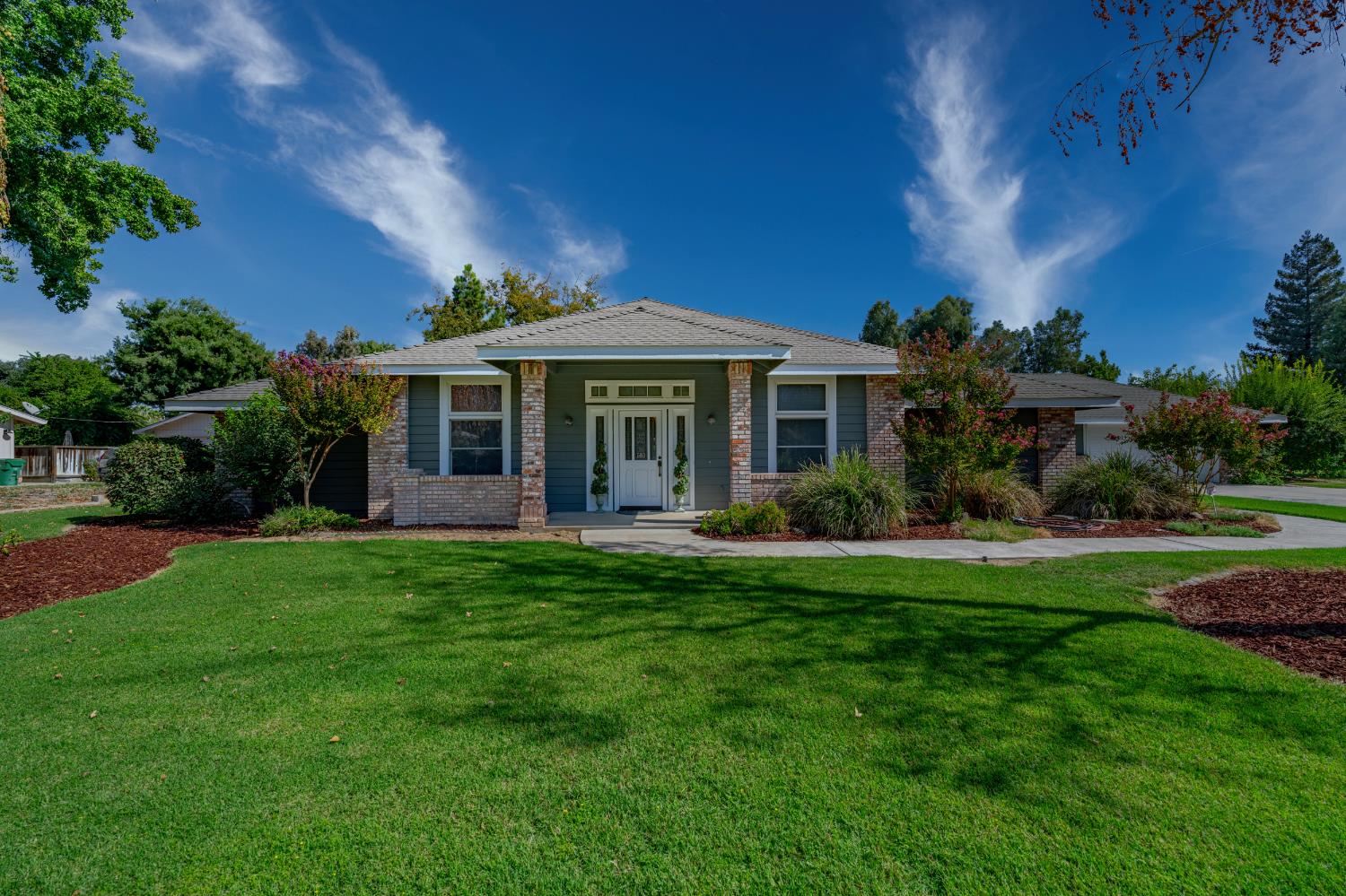 Detail Gallery Image 5 of 84 For 2020 Station Ave, Atwater,  CA 95301 - 4 Beds | 3 Baths