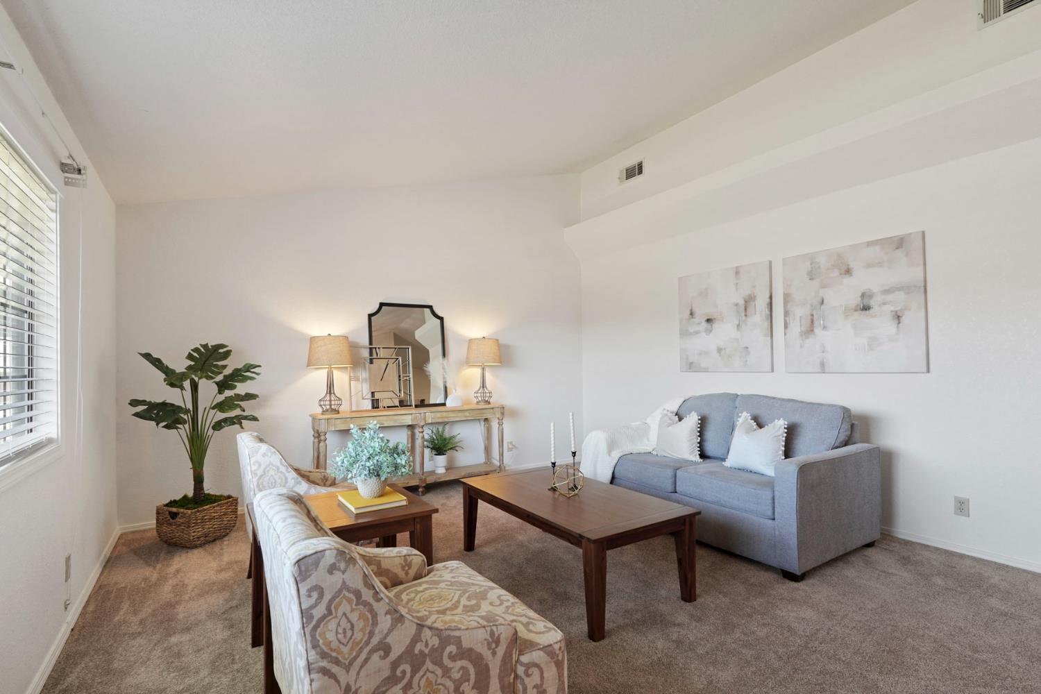 Detail Gallery Image 16 of 39 For 2316 Yosemite Ave, Escalon,  CA 95320 - 3 Beds | 2 Baths