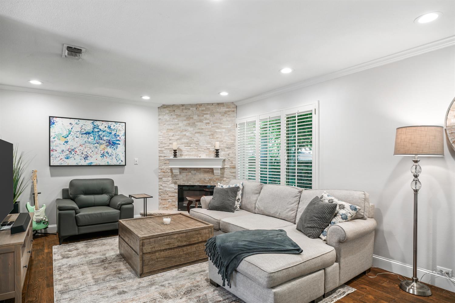 Hartnell Place, Sacramento, California image 6