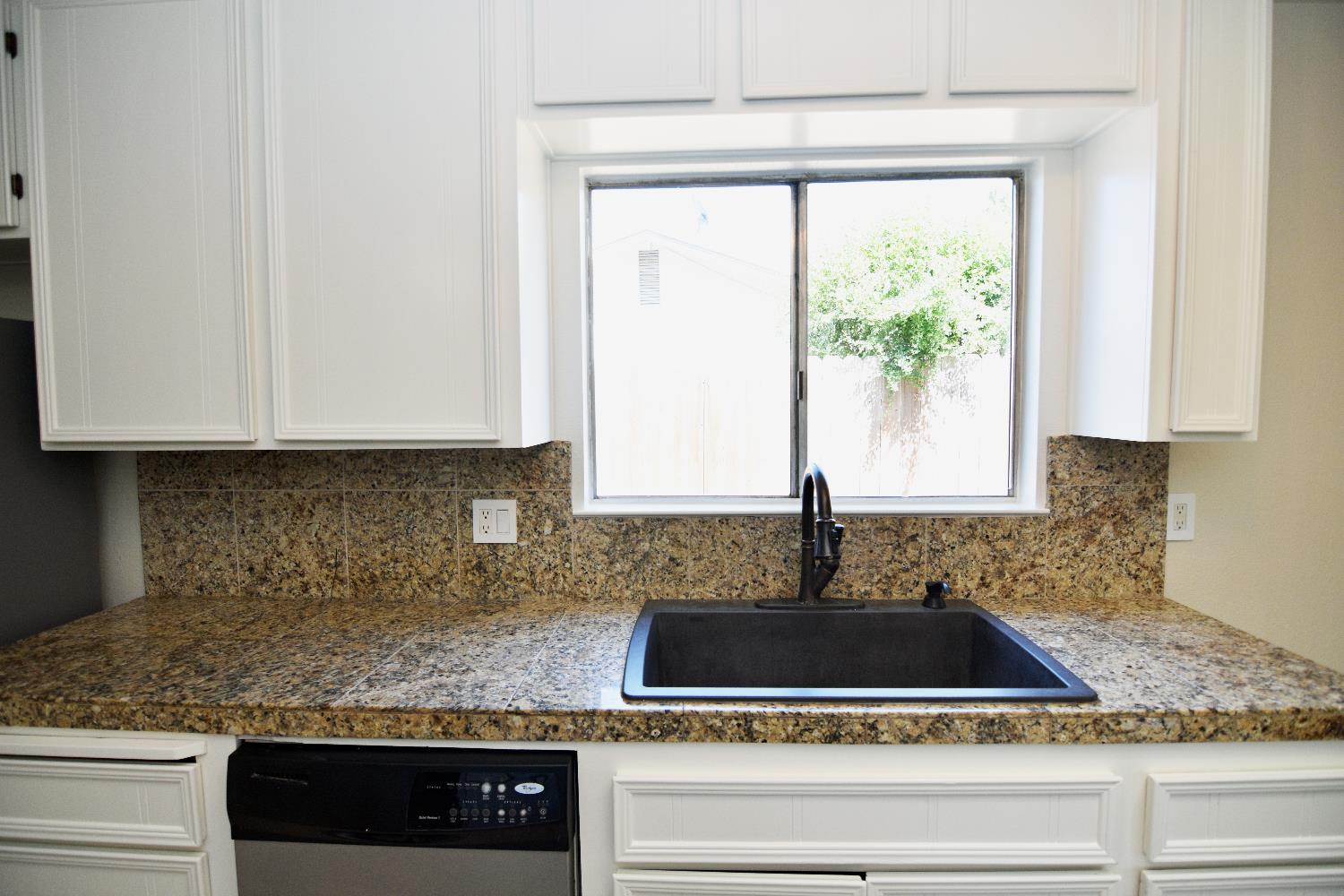 Bluefield Avenue, Turlock, California image 13