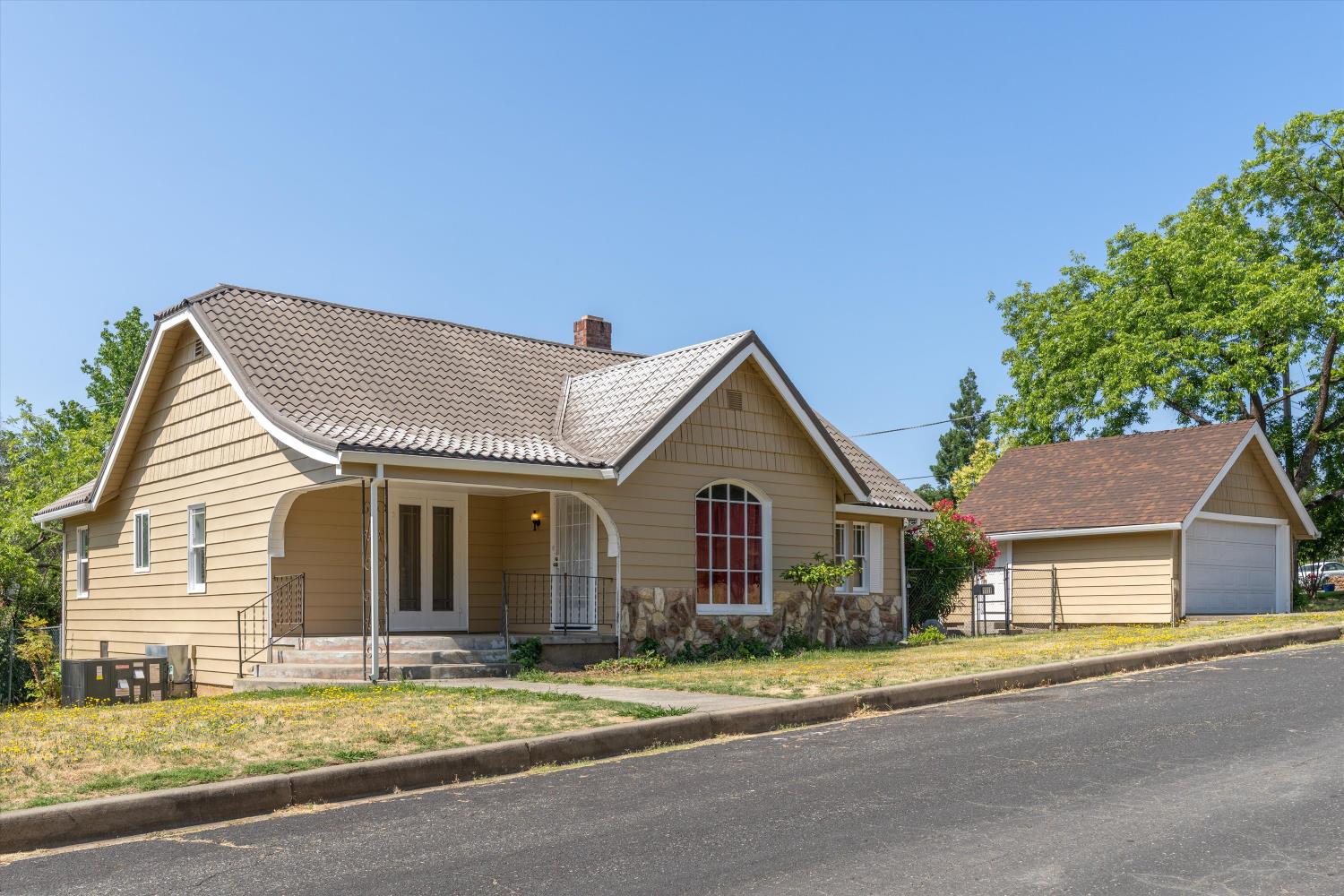 Brereton Way, Oroville, California image 1