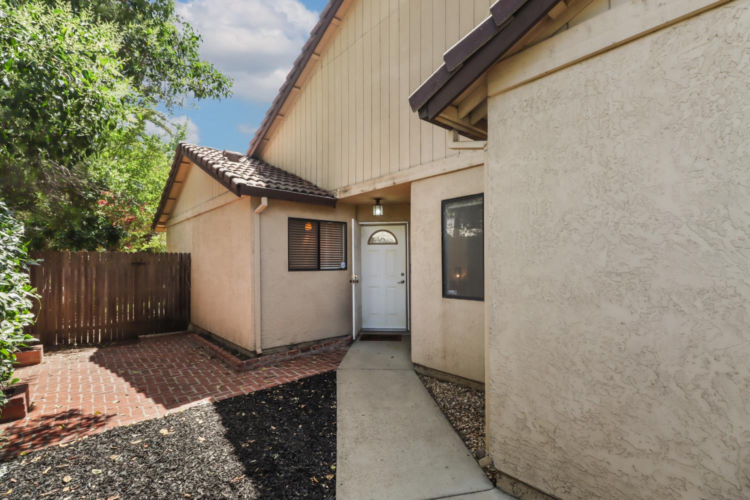 Forest Glen Way, Citrus Heights, California image 3
