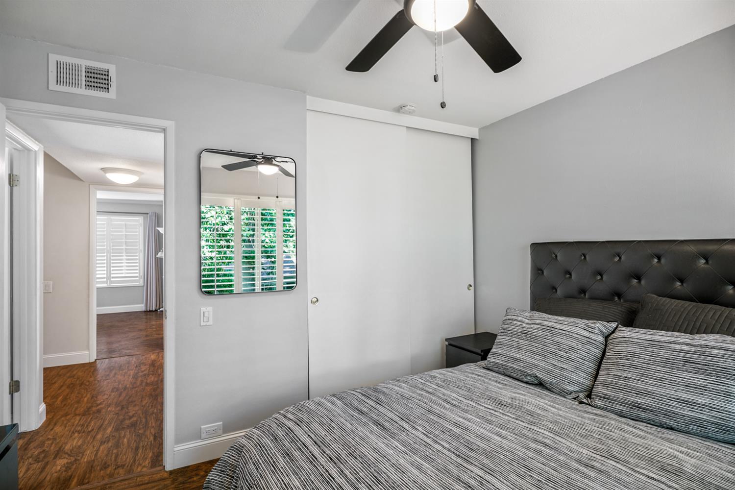 Hartnell Place, Sacramento, California image 16
