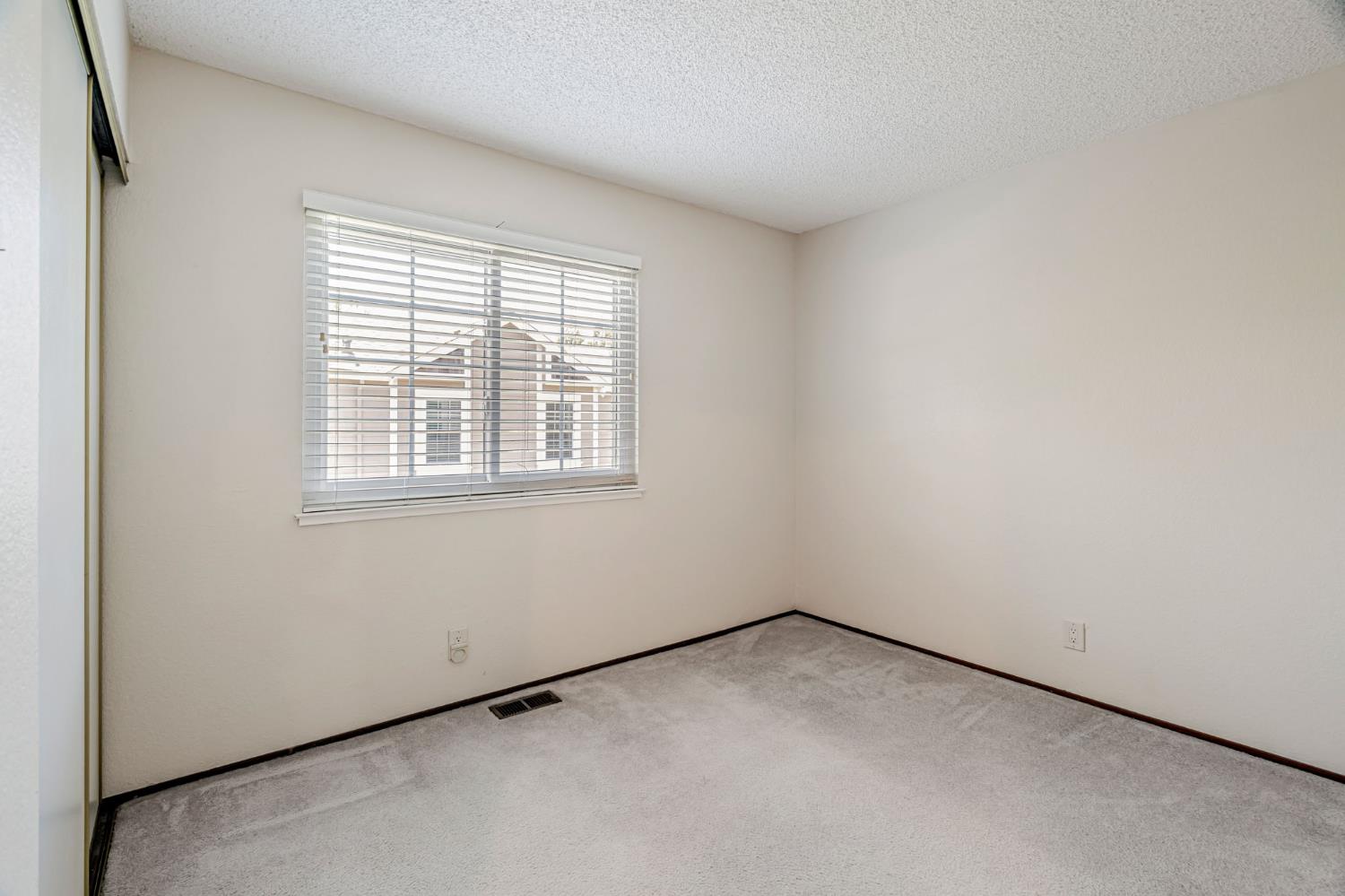 Macaw Way, San Jose, California image 38