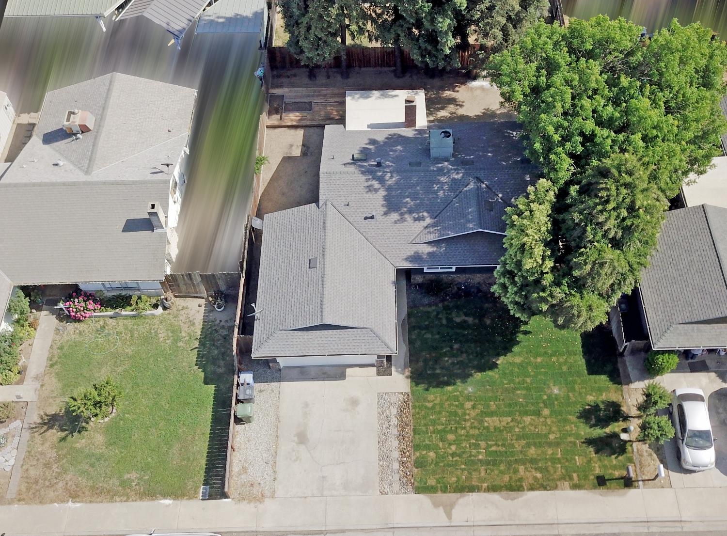 Bluefield Avenue, Turlock, California image 26