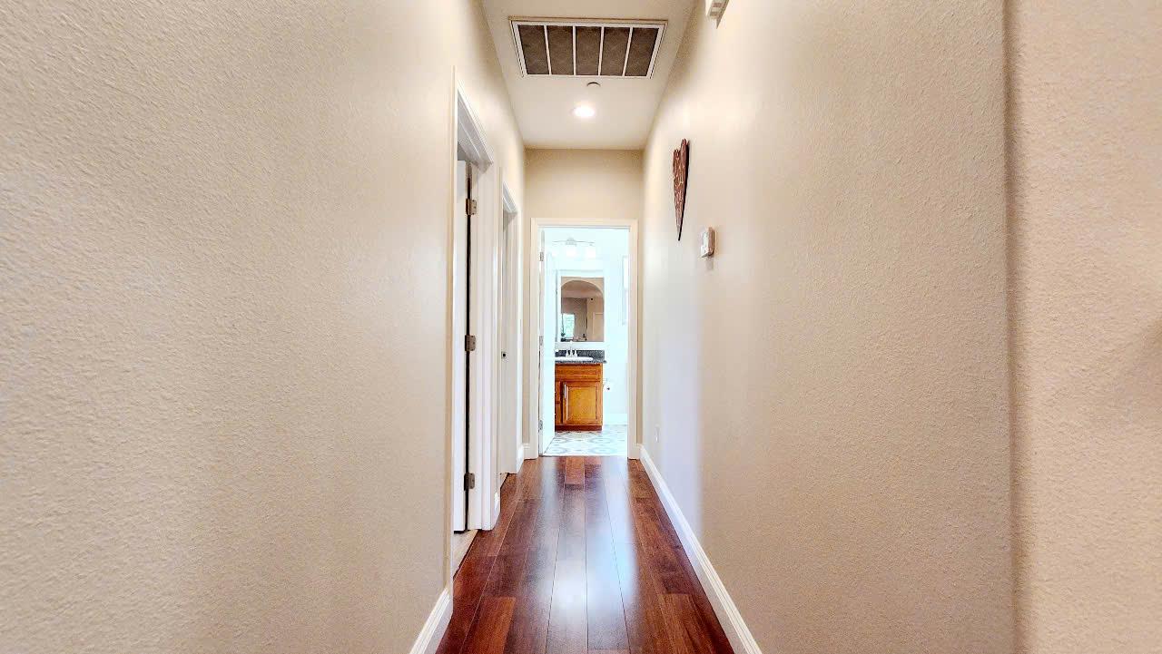 Ciric Avenue, Sacramento, California image 17