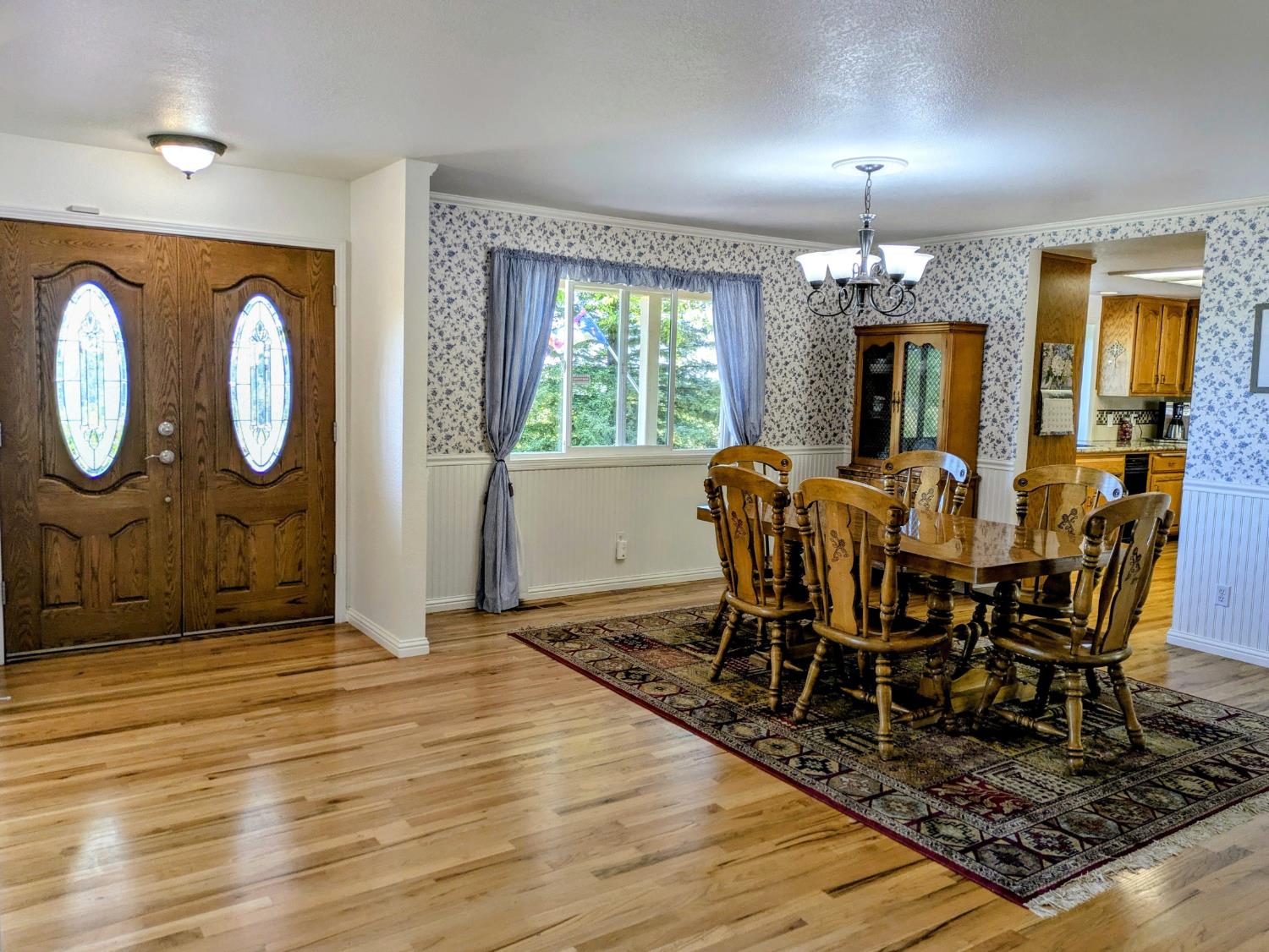 Detail Gallery Image 21 of 78 For 2300 Larsen Dr, Camino,  CA 95709 - 4 Beds | 2 Baths
