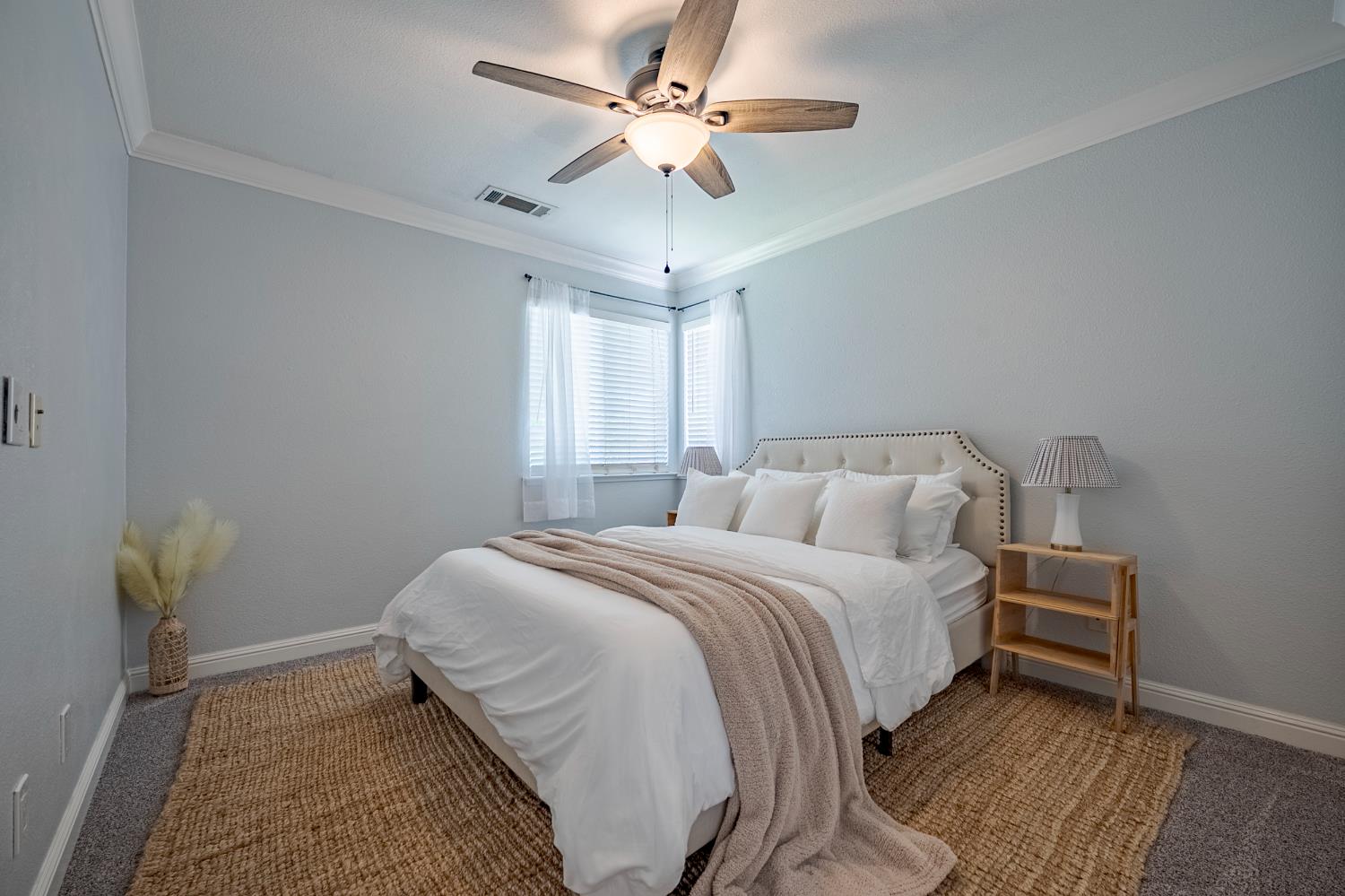 La Quinta Court, Merced, California image 32