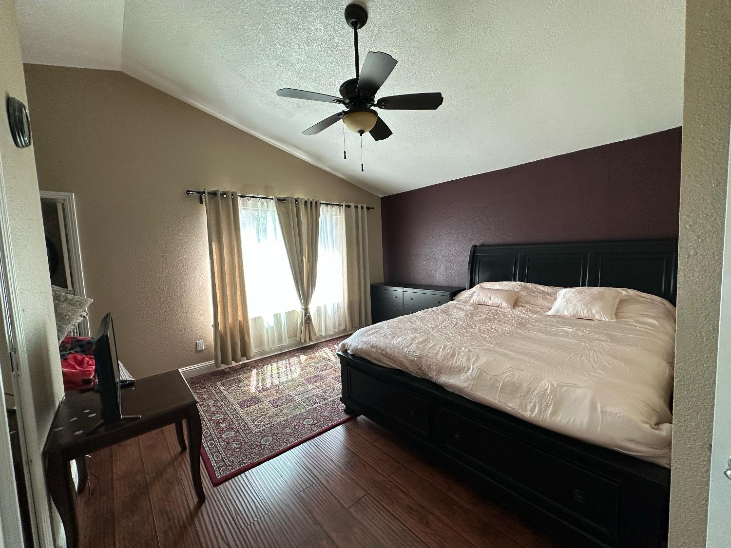 Holworthy Way, Sacramento, California image 30