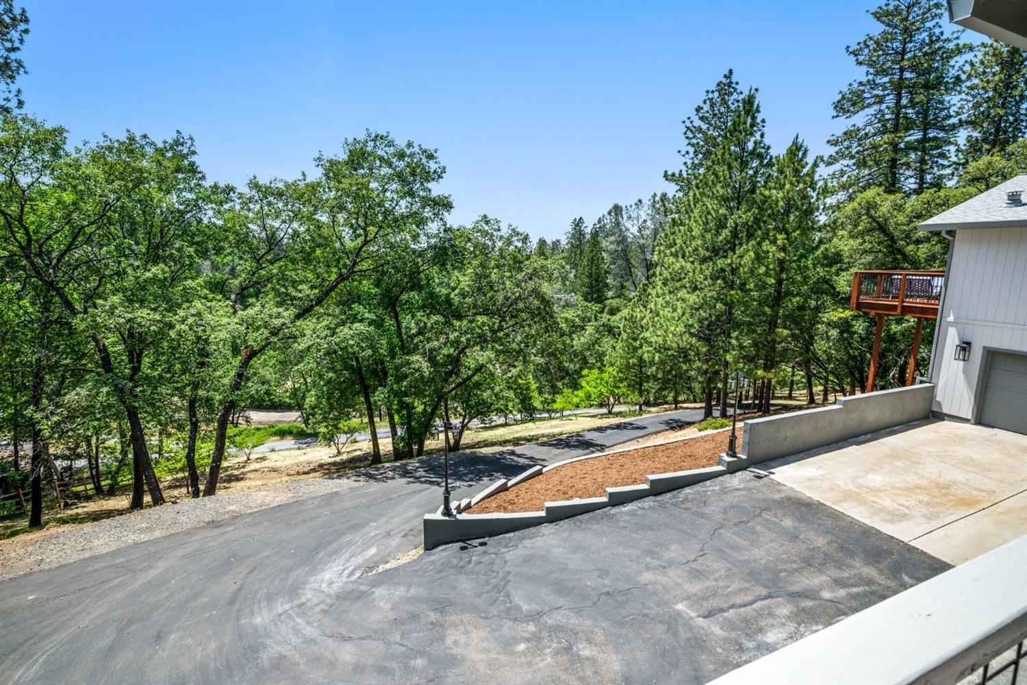 Country Road, Meadow Vista, California image 33