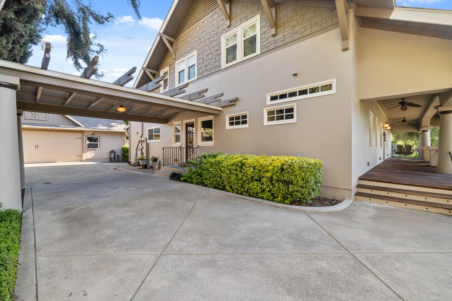 W Southwood Drive, Woodland, California image 8